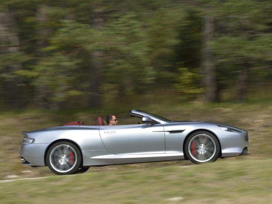  Aston Martin DB9 Volante 2012 года  (WW) (фото 17 из 21)